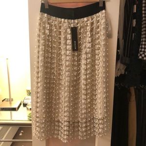 Off white 3D flower pearl midi skirt